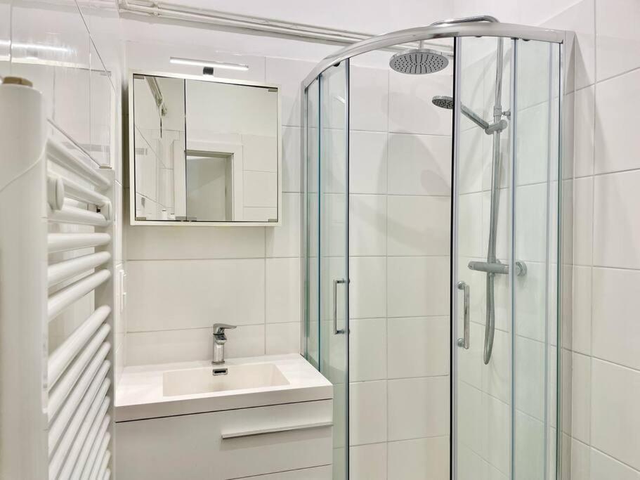 55M2 Stylish Apartment With Netflix - 15 Min To Center Vienna Esterno foto